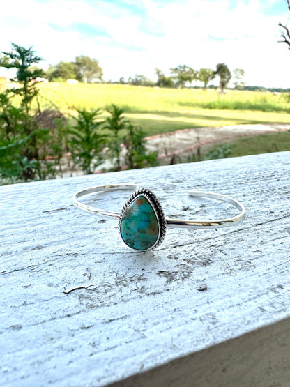 Dingo Cuff