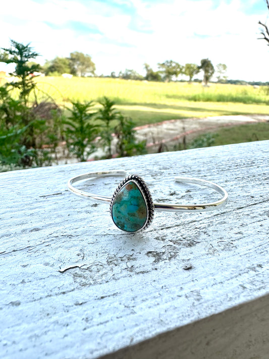 Dingo Cuff