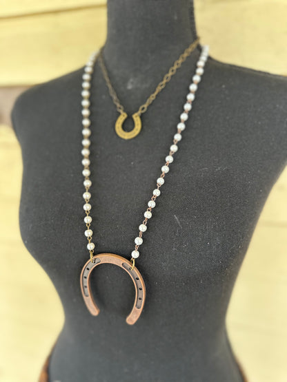 Pearl Horseshoe